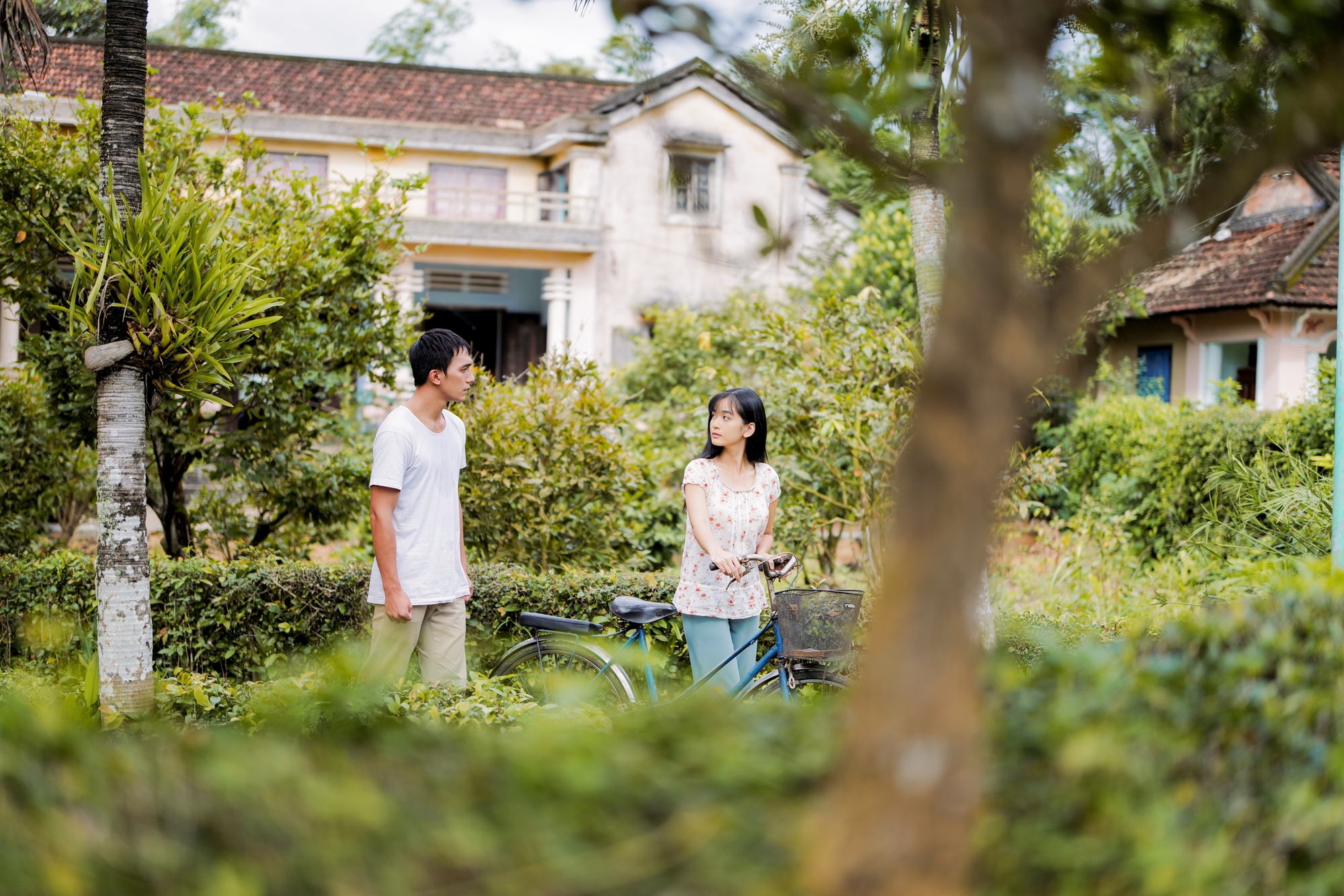 Màn ảnh Việt có 1 phim ngôn tình cực đáng hóng: Nữ chính trong trẻo tựa tình đầu, bối cảnh đẹp như tranh vẽ- Ảnh 6.