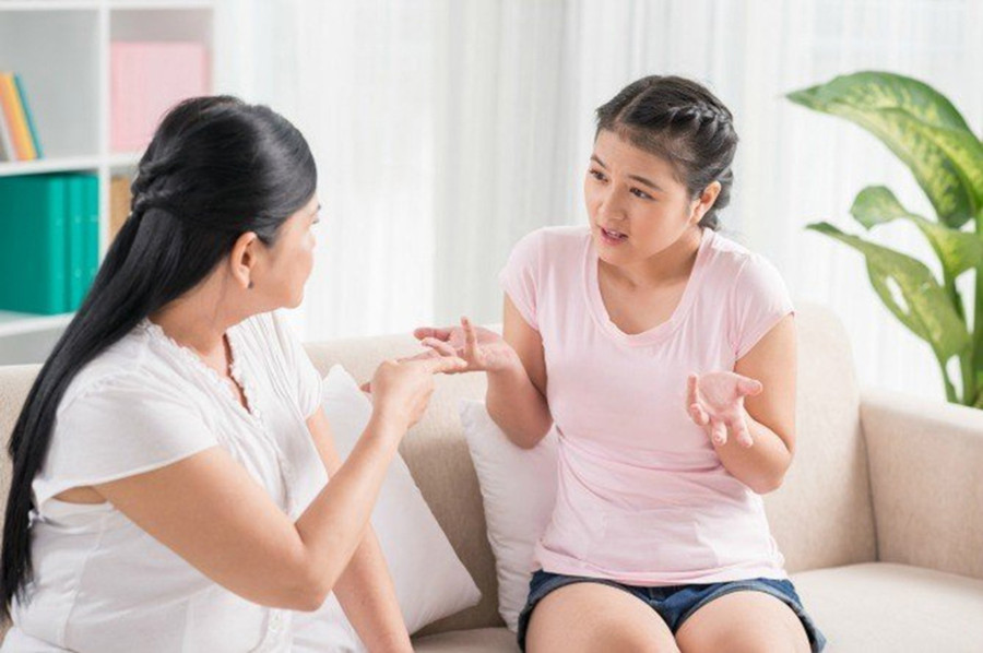 Đặc điểm của cha mẹ độc hại v&agrave; c&aacute;ch ứng ph&oacute; - Ảnh 1.
