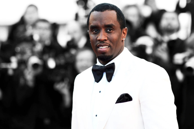 diddy-40-crop-1727528436861-2323-1728605229640-17286052303361039746779.jpg