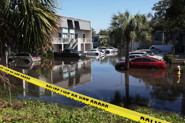 Florida hoa lệ biến thành vùng đất hoang tàn sau bão Milton lịch sử, số người thiệt mạng tiếp tục tăng- Ảnh 19.