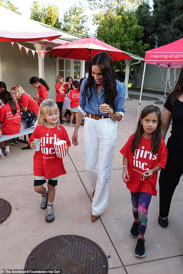 Meghan Markle tự nhận mình là “một trong những người bị bắt nạt nhiều nhất thế giới&quot;- Ảnh 3.