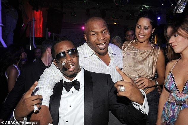 Male star causes outrage when sending wishes to Diddy amid sex scandal - Photo 3.