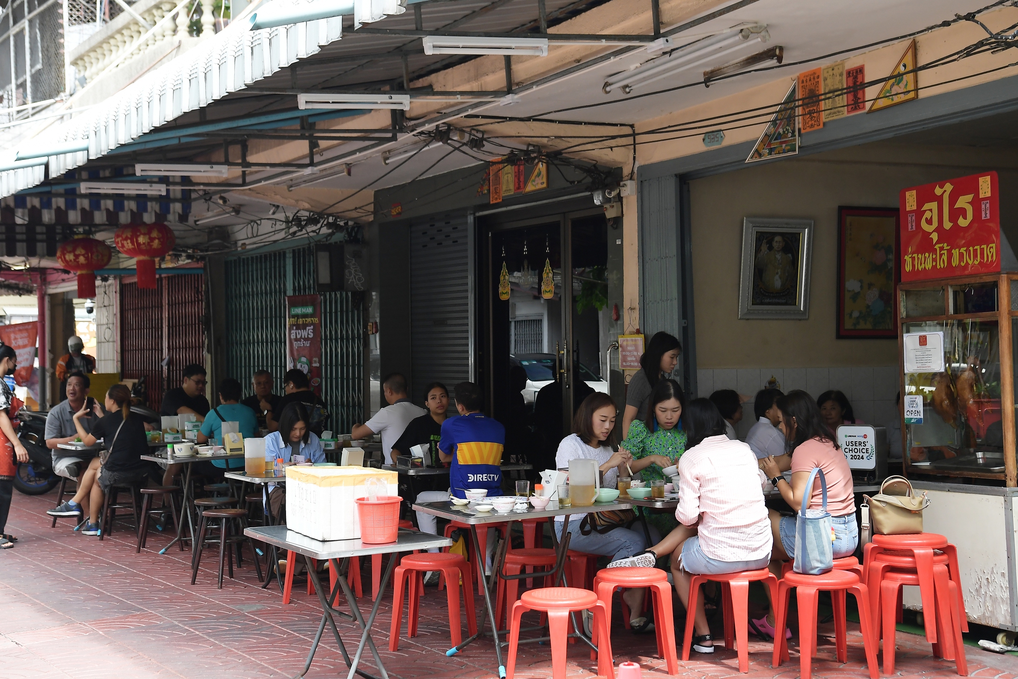 Một ngày khám phá &quot;thiên đường ẩm thực&quot; Bangkok - Ảnh 3.