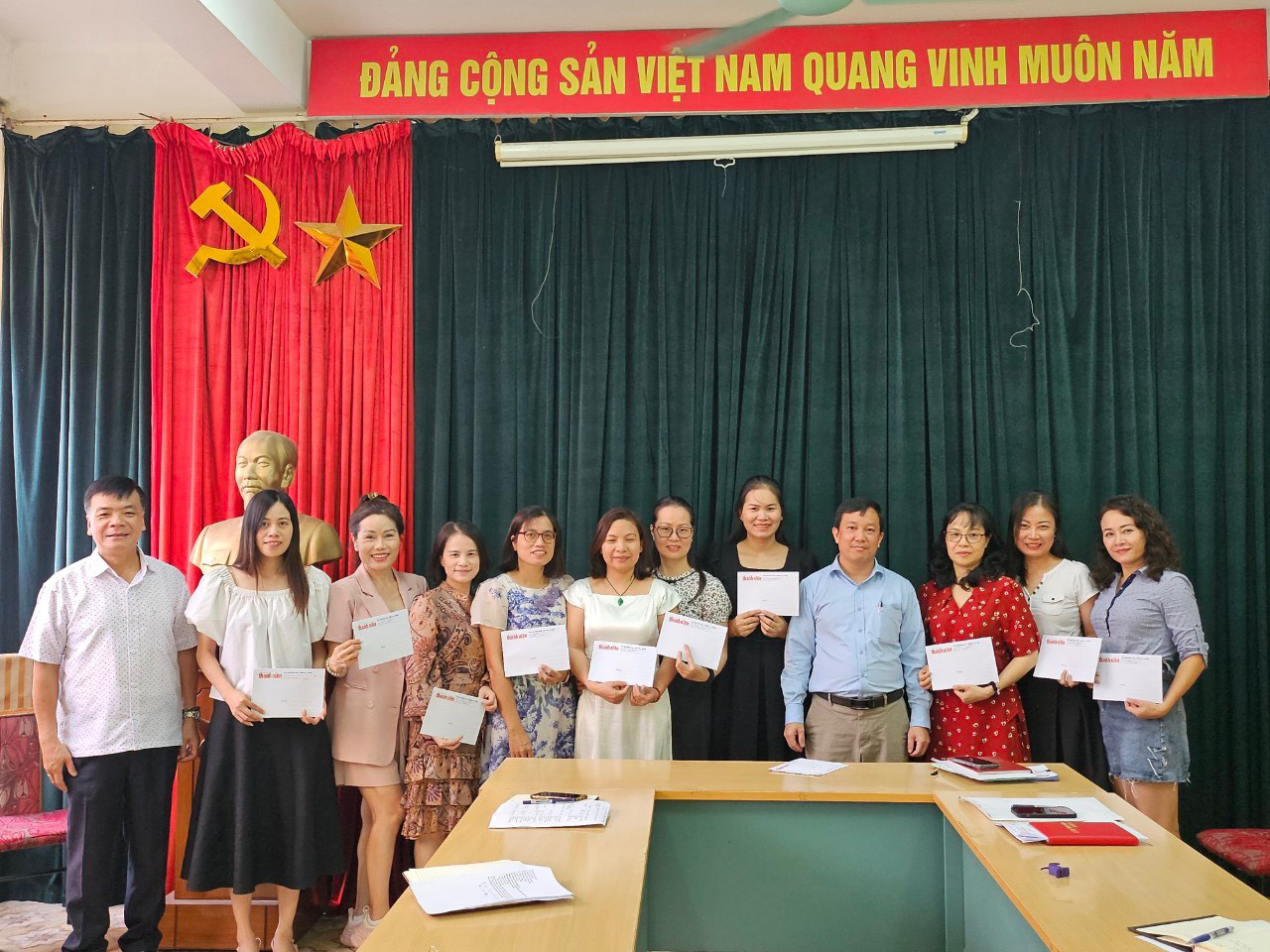 Tạp ch&iacute; Thanh ni&ecirc;n 62 năm x&acirc;y dựng v&agrave; ph&aacute;t triển, n&acirc;ng tầm c&ocirc;ng t&aacute;c l&yacute; luận gắn với nghi&ecirc;n cứu khoa học, x&acirc;y dựng t&ograve;a soạn hội tụ đồng h&agrave;nh c&ugrave;ng thanh ni&ecirc;n tiến bước v&agrave;o kỷ nguy&ecirc;n mới- Ảnh 13.