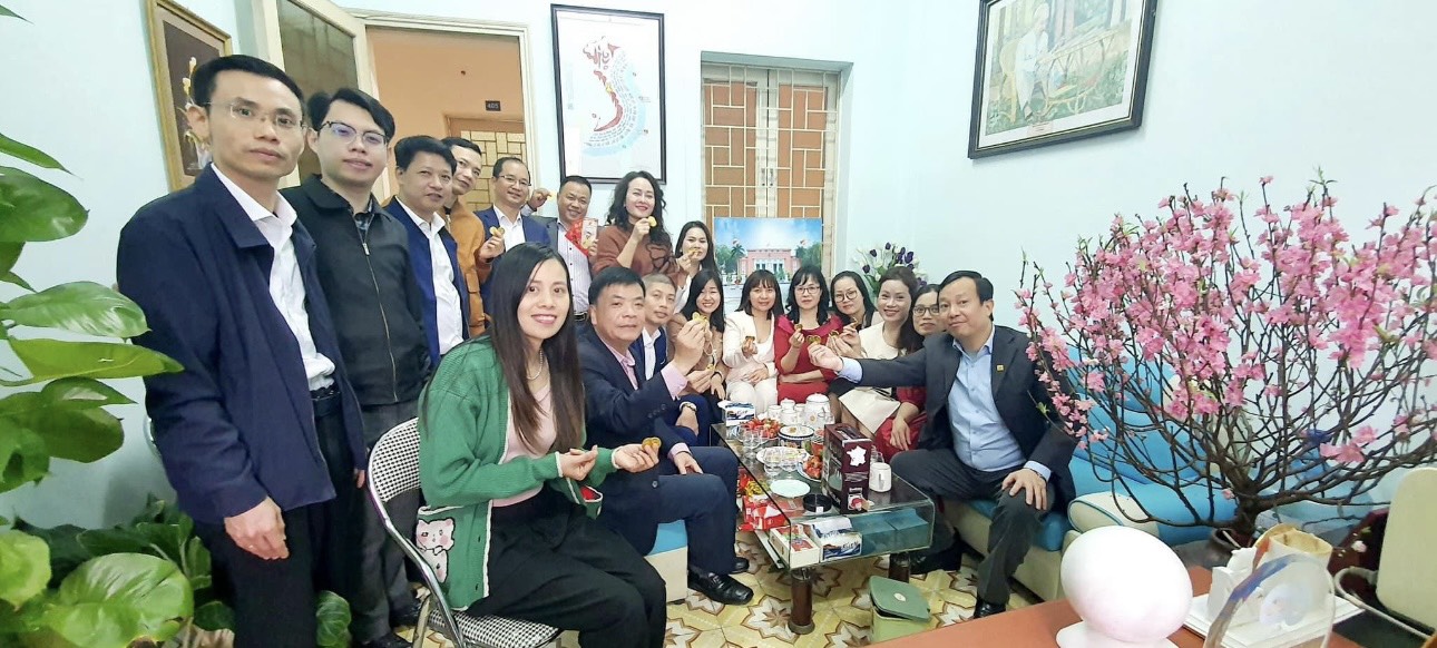 Tạp ch&iacute; Thanh ni&ecirc;n 62 năm x&acirc;y dựng v&agrave; ph&aacute;t triển, n&acirc;ng tầm c&ocirc;ng t&aacute;c l&yacute; luận gắn với nghi&ecirc;n cứu khoa học, x&acirc;y dựng t&ograve;a soạn hội tụ đồng h&agrave;nh c&ugrave;ng thanh ni&ecirc;n tiến bước v&agrave;o kỷ nguy&ecirc;n mới- Ảnh 16.