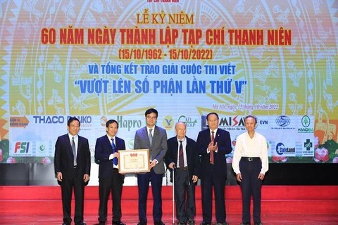 Tạp ch&iacute; Thanh ni&ecirc;n 62 năm x&acirc;y dựng v&agrave; ph&aacute;t triển, n&acirc;ng tầm c&ocirc;ng t&aacute;c l&yacute; luận gắn với nghi&ecirc;n cứu khoa học, x&acirc;y dựng t&ograve;a soạn hội tụ đồng h&agrave;nh c&ugrave;ng thanh ni&ecirc;n tiến bước v&agrave;o kỷ nguy&ecirc;n mới- Ảnh 1.