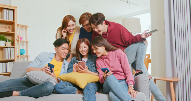 Cá nhân hóa thiết kế thẻ theo nhu cầu với Gen AI - Đậm cá tính và sáng tạo cùng VIB - Ảnh 4. Cá nhân hóa thiết kế thẻ theo nhu cầu với Gen AI - Đậm cá tính và sáng tạo cùng VIB - Ảnh 4.