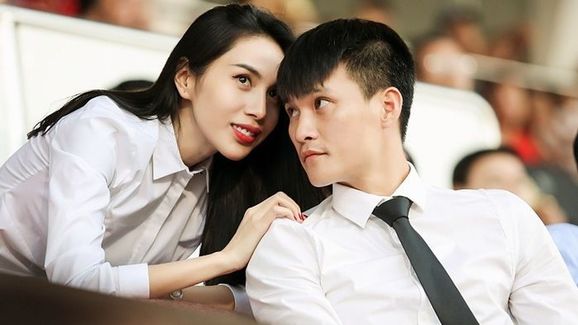 Điểm chung của Thuỷ Tiên và Doãn Hải My: Hai nàng WAG giàu có, xinh đẹp và cùng làm điều này cho chồng cầu thủ - Ảnh 2.