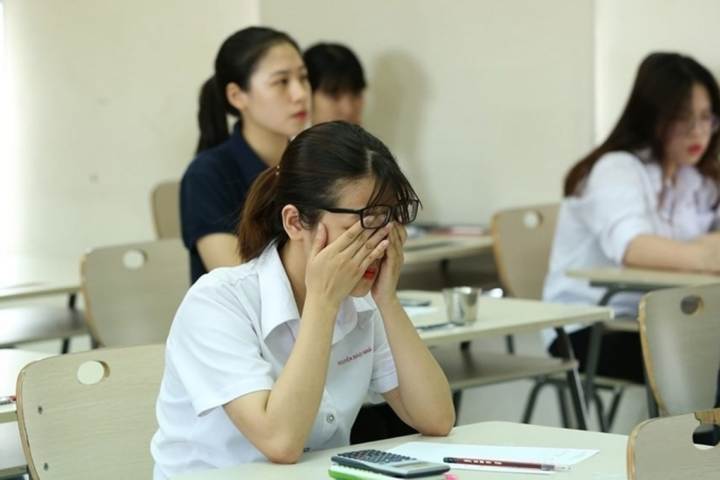 Nhiều tân sinh viên sốc sau khi &quot;nhập học ngành lỡ trúng tuyển&quot; - Ảnh 1.