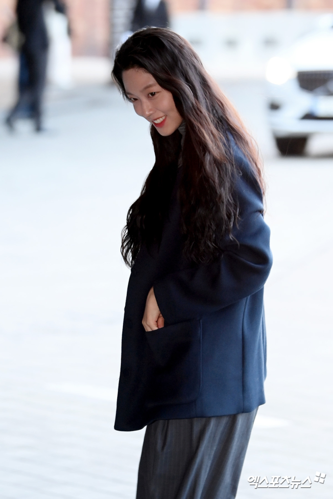 seolhyun-2214-1729478044945-1729478045059479024923.jpg