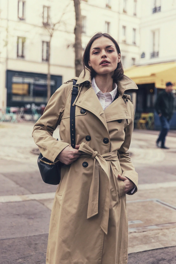 Biểu tượng phong cách quý cô sành điệu gọi tên áo khoác trench coat - Ảnh 3.