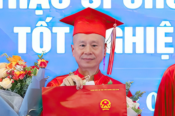 Đại học Luật Hà Nội huỷ bằng, kết quả học tập của ông Thích Chân Quang - Ảnh 1.