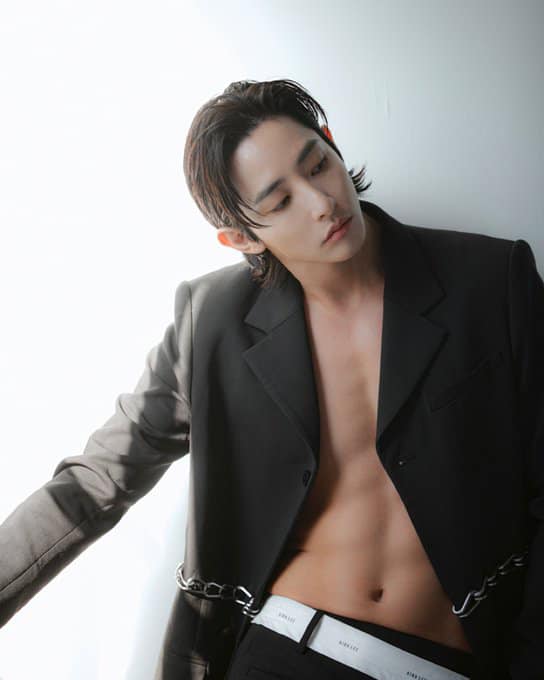 lee-soo-hyuk15-1457-1729697098091-1729697098253275899197.jpg