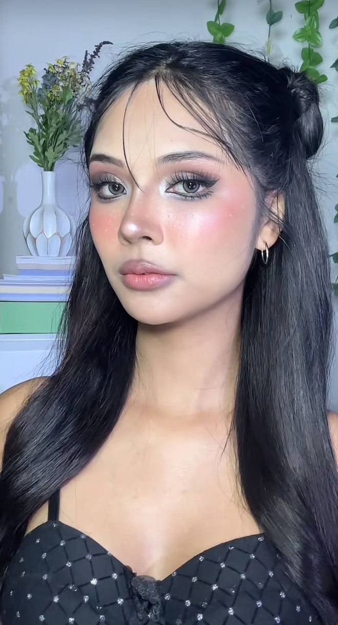 Kiểu makeup giống h&agrave; m&atilde; đang viral khắp c&otilde;i mạng, dự sẽ th&agrave;nh hot trend 2024- Ảnh 3.