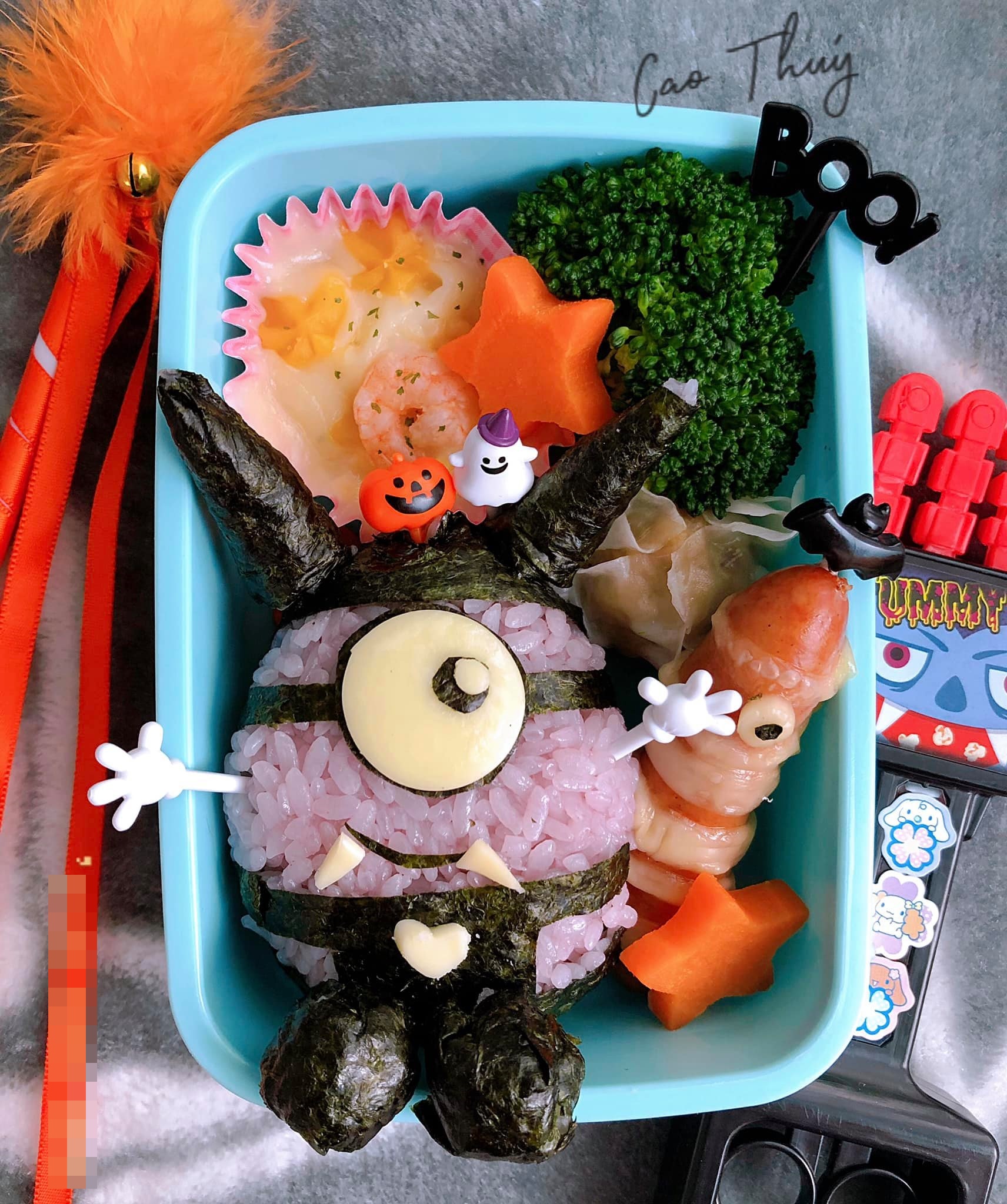 Mẹ 9x ở Nhật khoe loạt hộp cơm bento làm cho con trai dịp Halloween khiến chị em nhao nhao hỏi xin cách làm - Ảnh 11.