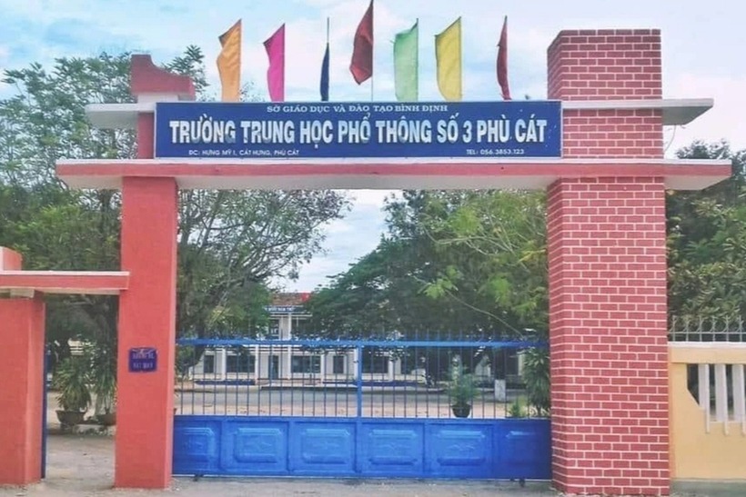 Vụ trường học ở Bình Định tháo 7 tivi trả phụ huynh: Hiệu trưởng nói gì? - Ảnh 1.