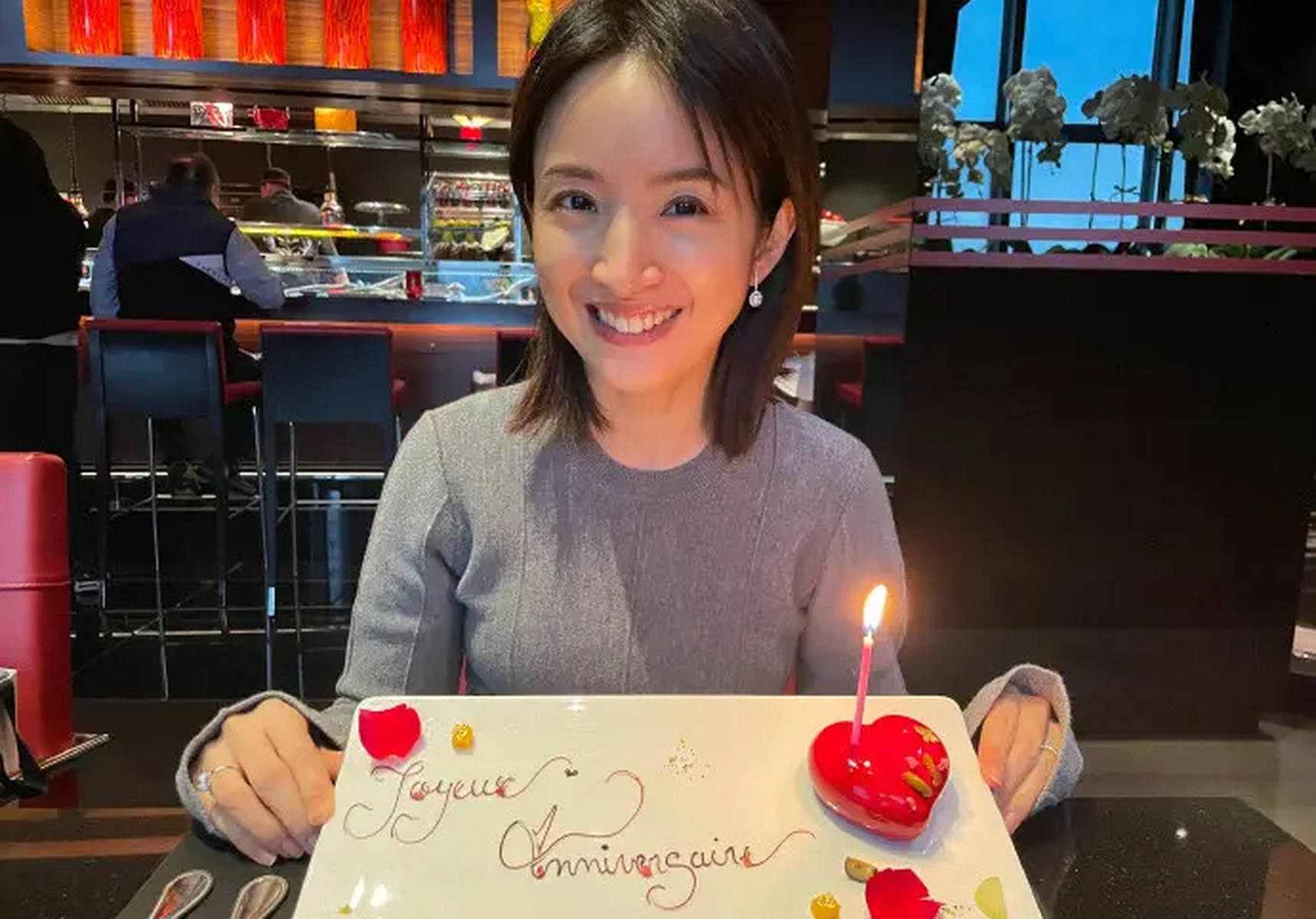 Nữ thần thanh xuân vạn người mê gây ngỡ ngàng khi khoe mặt mộc - Ảnh 1. Nữ thần thanh xuân vạn người mê gây ngỡ ngàng khi khoe mặt mộc - Ảnh 1.