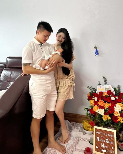 Ba nàng hot WAG ấy lại phong độ nhan sắc cực nhanh sau sinh &quot;bé Rồng&quot;: Doãn Hải My, Chu Thanh Huyền chưa phải xinh đẹp nhất - Ảnh 11.