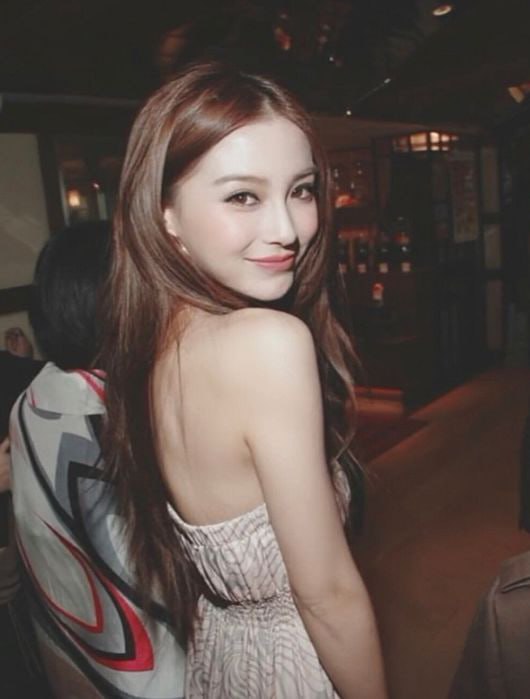 Angelababy viral với visual 10 năm không đổi, duy nhất 1 điểm khiến fan tiếc nuối- Ảnh 5.