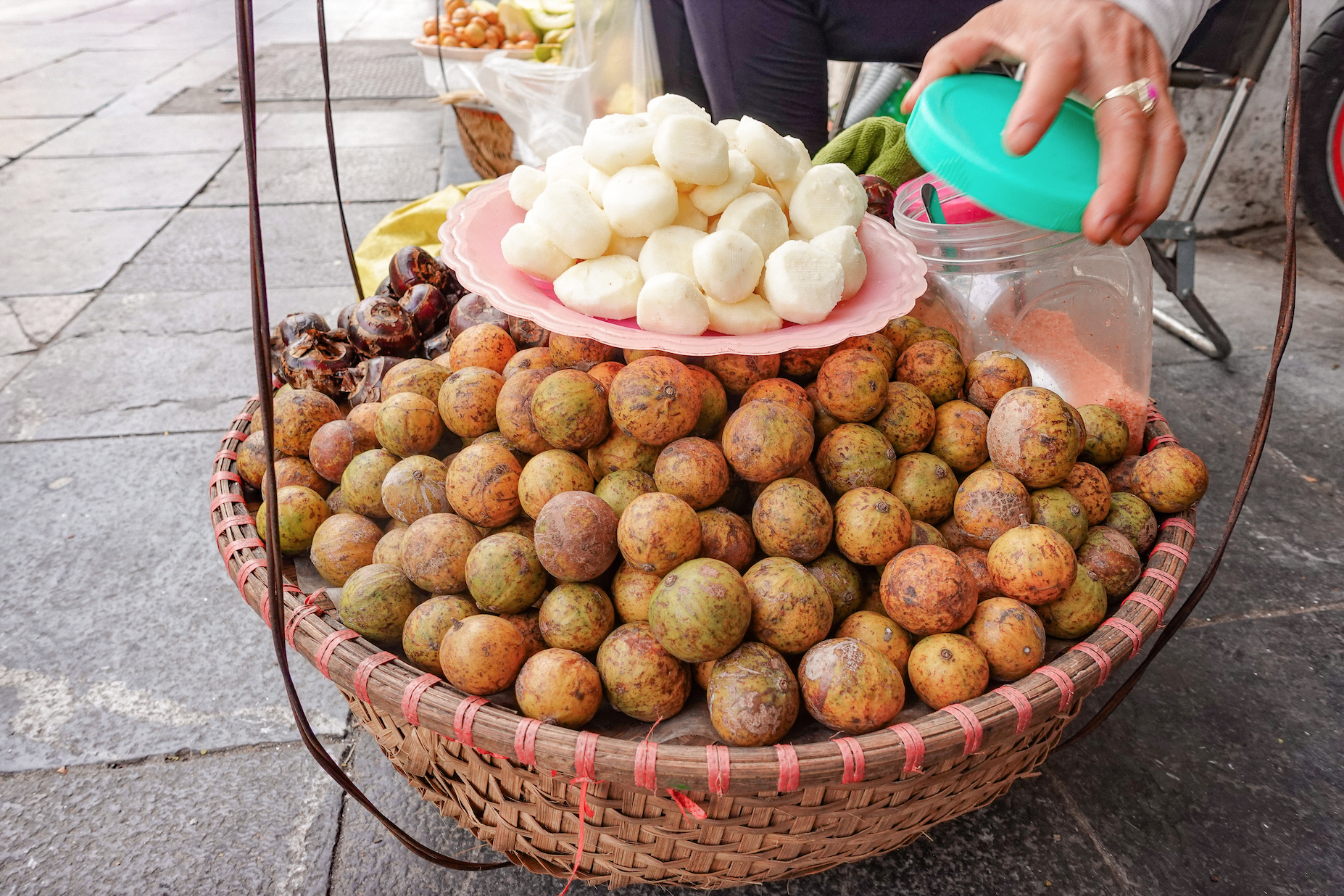 Món ăn giao mùa &quot;chớp nhoáng&quot; của Hà Nội, cứ thấy là nhớ tới mùa thu- Ảnh 10.