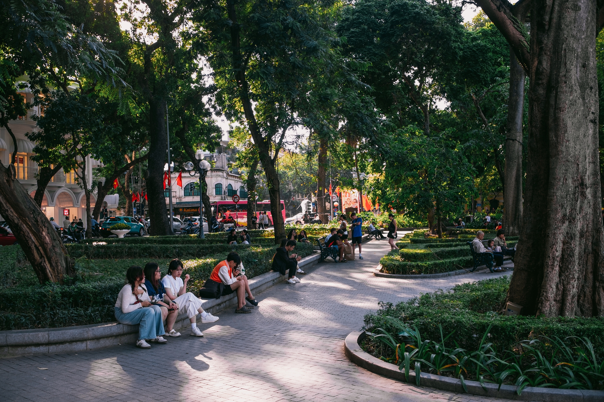 Hà Nội 70 năm sau Ngày Giải phóng: Những biểu tượng vẫn sống mãi với thời gian- Ảnh 11.