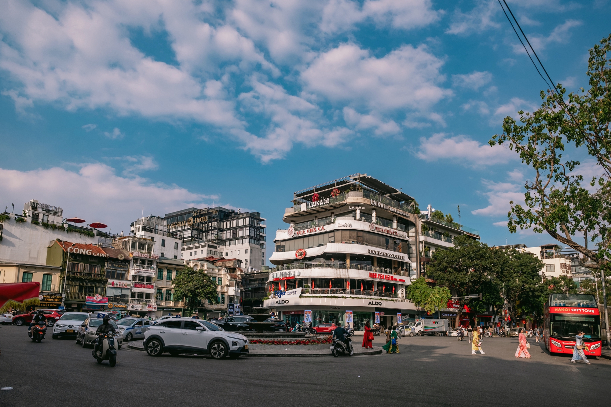 Hà Nội 70 năm sau Ngày Giải phóng: Những biểu tượng vẫn sống mãi với thời gian- Ảnh 22.