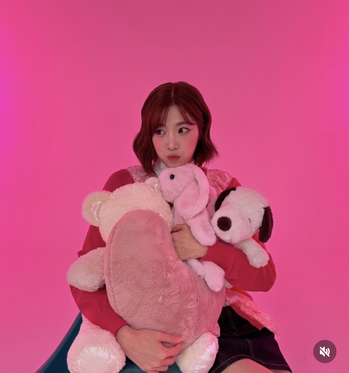 1 idol gốc Việt cắt tóc, cả triệu người tiếc nuối- Ảnh 10. 1 idol gốc Việt cắt tóc, cả triệu người tiếc nuối- Ảnh 10.