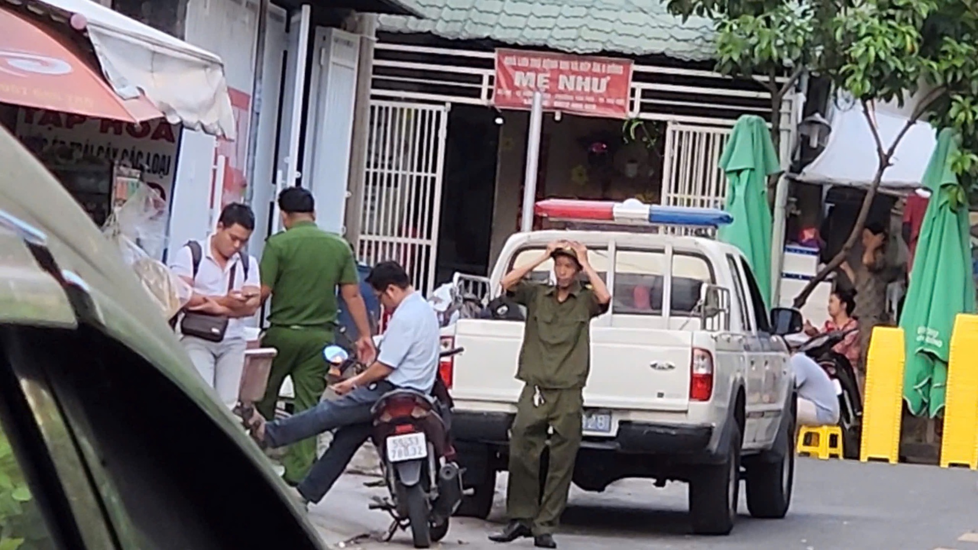 Điều tra nguyên nhân người phụ nữ tử vong bất thường trong phòng trọ - Ảnh 1.