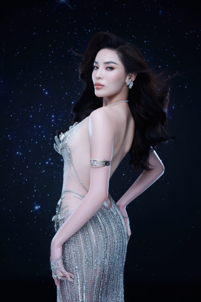 Kỳ Duyên công bố 2 chiếc đầm dạ hội mang tính quyết định ở Miss Universe, thiết kế ra sao mà fan tranh cãi?- Ảnh 5.