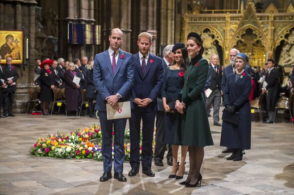 Khoảnh khắc Meghan Markle &quot;đánh mất hào quang&quot; gây sốt mạng trở lại sau 6 năm- Ảnh 2.