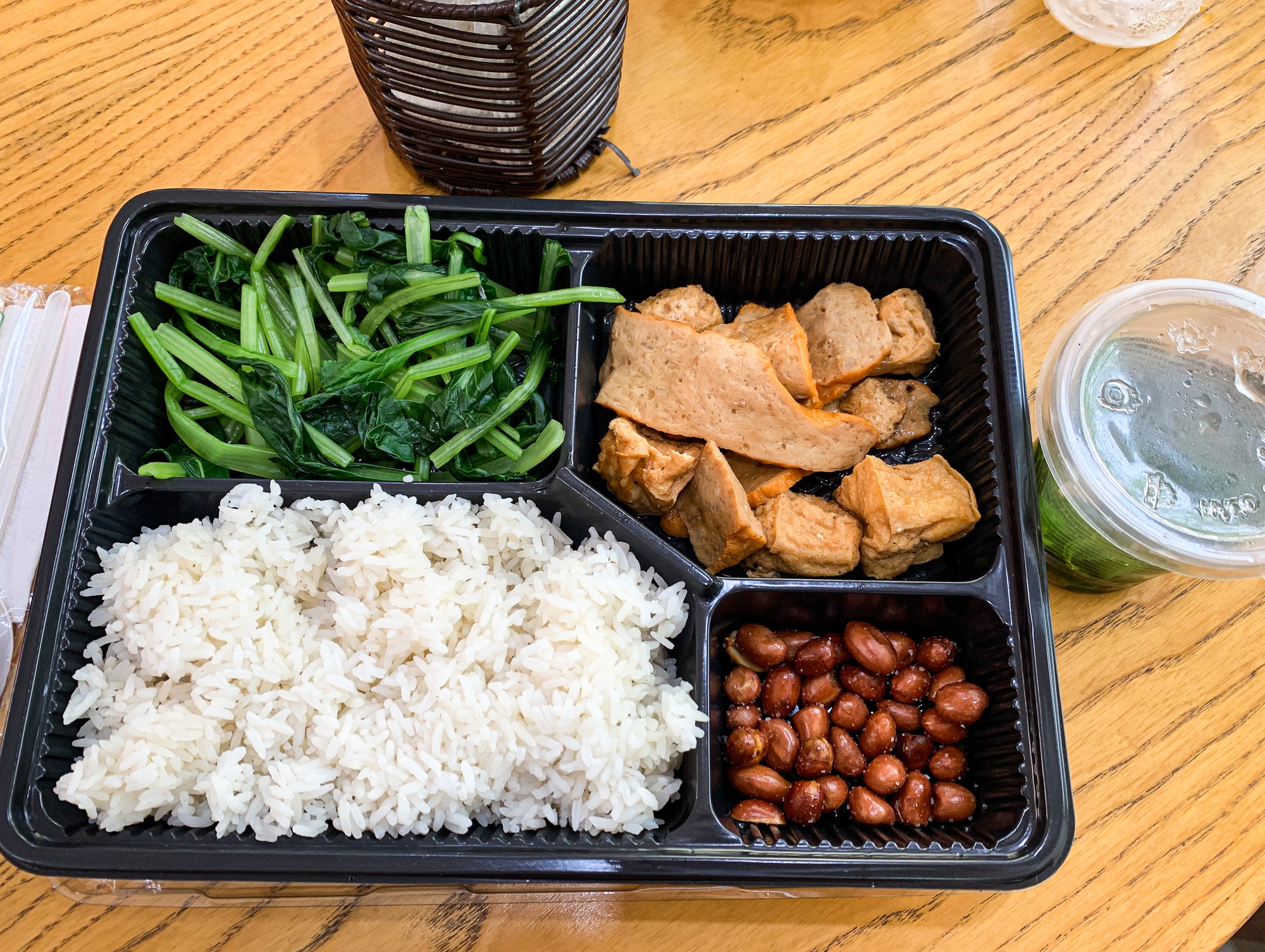 Nếu chỉ còn 25k trong ví, đây là những gì sinh viên ĐH Khoa học tự nhiên có thể ăn tại canteen trường - Ảnh 6.