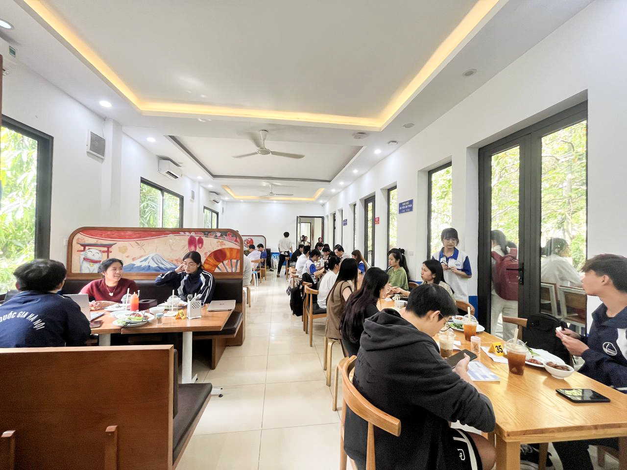 Nếu chỉ còn 25k trong ví, đây là những gì sinh viên ĐH Khoa học tự nhiên có thể ăn tại canteen trường - Ảnh 5.