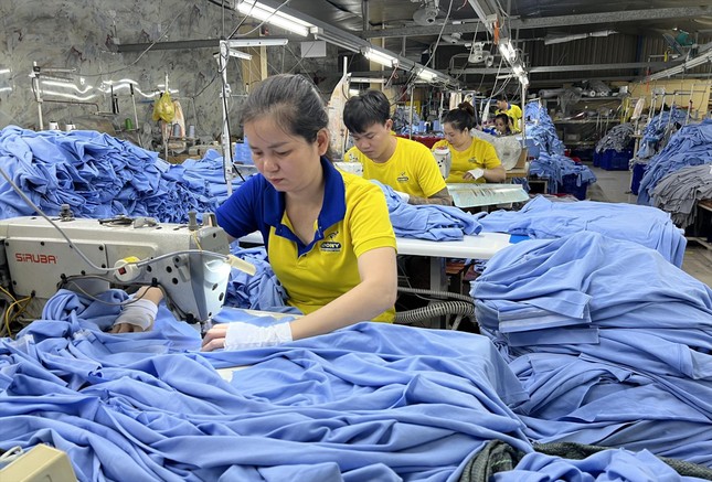 Thưởng Tết 2025: Nơi rủng rỉnh, chỗ trắng tay... - Ảnh 1. Thưởng Tết 2025: Nơi rủng rỉnh, chỗ trắng tay... - Ảnh 1.