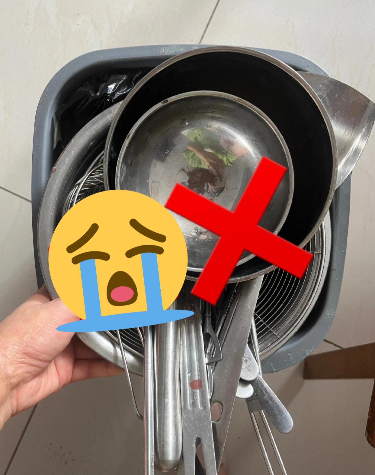 Xoong nồi bát đũa inox: Một lần chọn sai, cả nhà bị “đầu độc