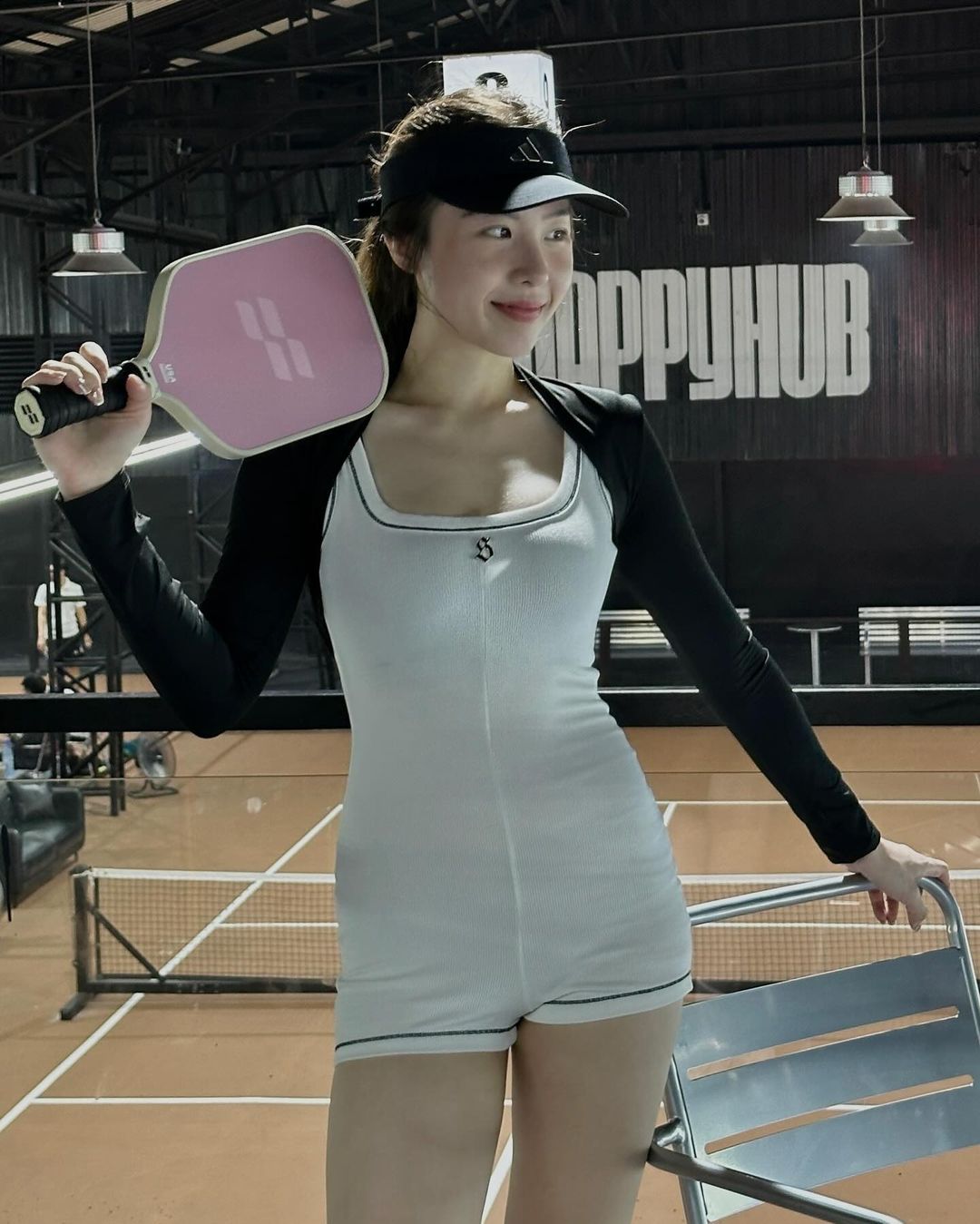 &quot;Cam thường&quot; check vóc dáng của hot girl Lê Khanh - vợ Quân A.P trên sân pickleball: Có đỉnh như ảnh tự đăng? - Ảnh 4.