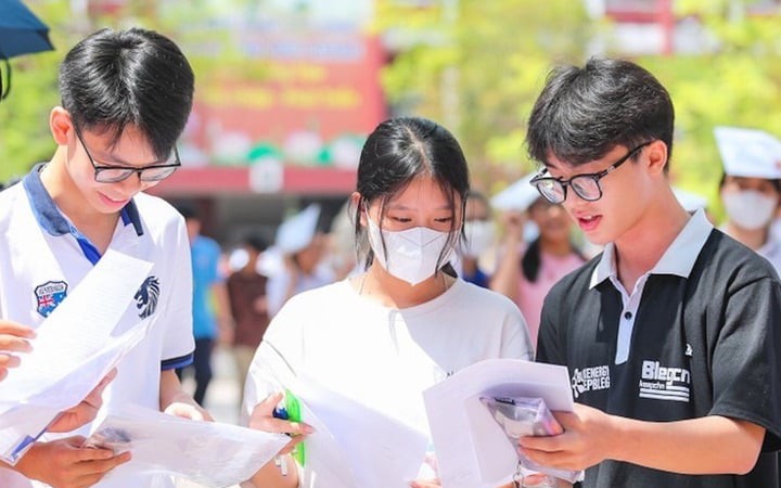 Bộ GD&ĐT: Siết xét tuyển sớm, thí sinh có IELTS, ACT/SAT không bị ảnh hưởng