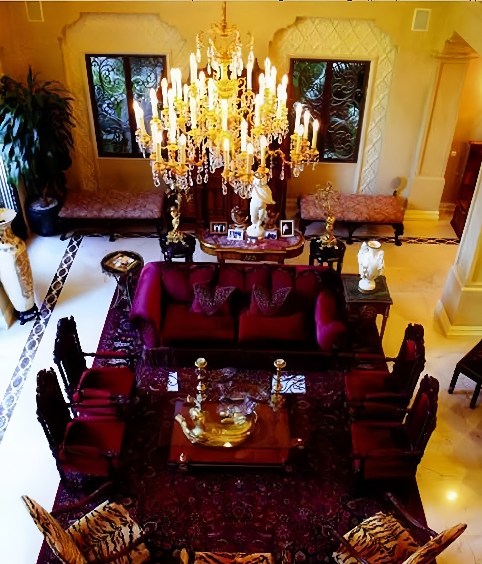 Cuộc sống h&ocirc;n nh&acirc;n của "hoa hậu gi&agrave;u nhất Việt Nam" với chồng gi&aacute;o sư người &Yacute;: 13 năm kh&ocirc;ng đ&aacute;m cưới - Ảnh 4.