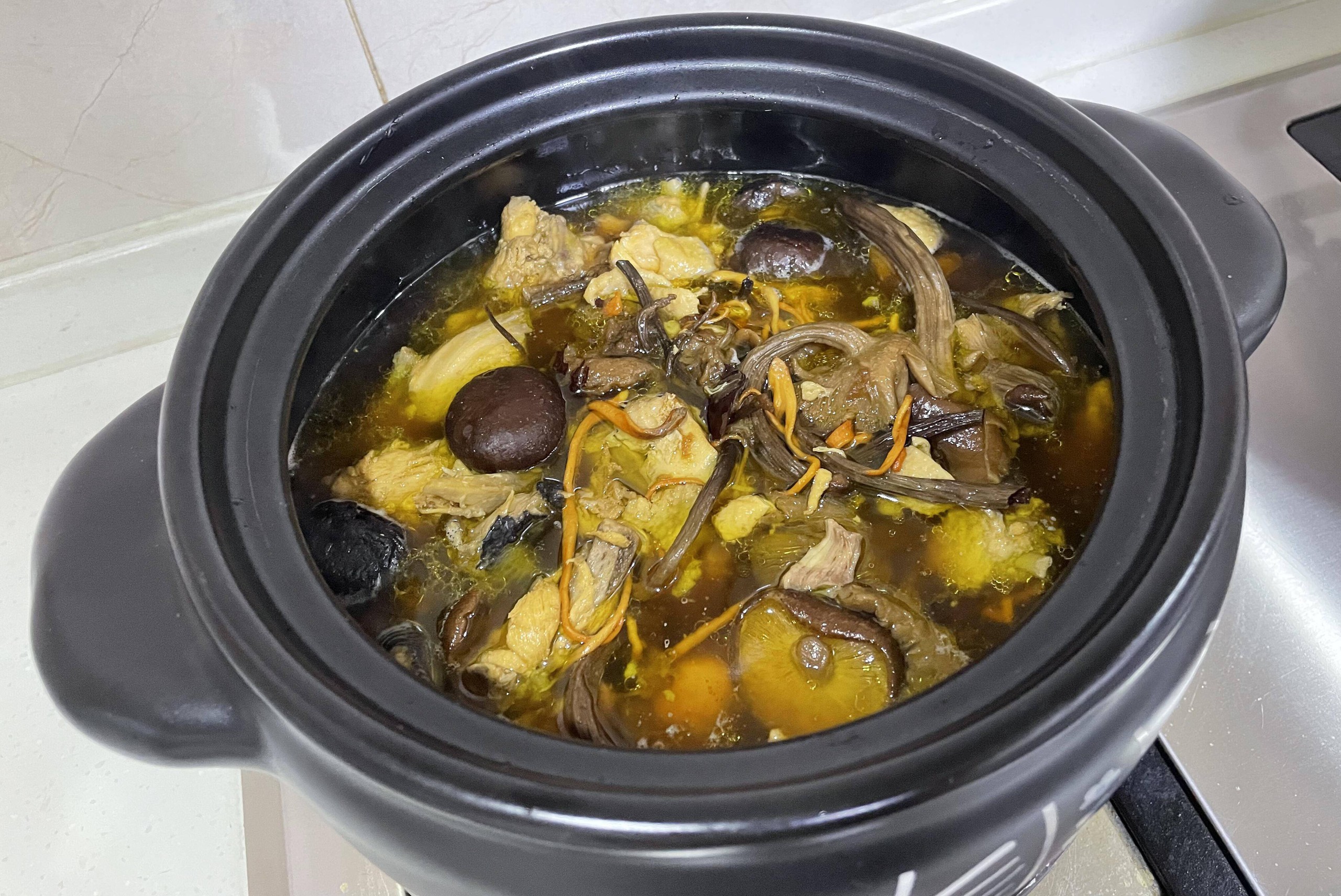 4 món canh bổ dưỡng, thơm ngon, ấm áp cho cả gia đình ngày se lạnh - Ảnh 1. 4 món canh bổ dưỡng, thơm ngon, ấm áp cho cả gia đình ngày se lạnh - Ảnh 1.