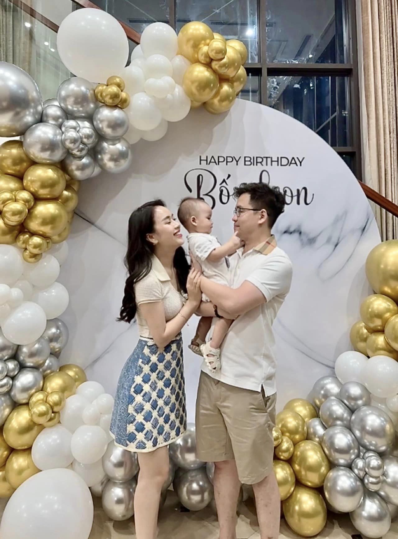 MC nổi tiếng tung camera ghi cảnh gi&uacute;p việc c&oacute; h&agrave;nh động mạnh tay với con 10 th&aacute;ng tuổi- Ảnh 5.