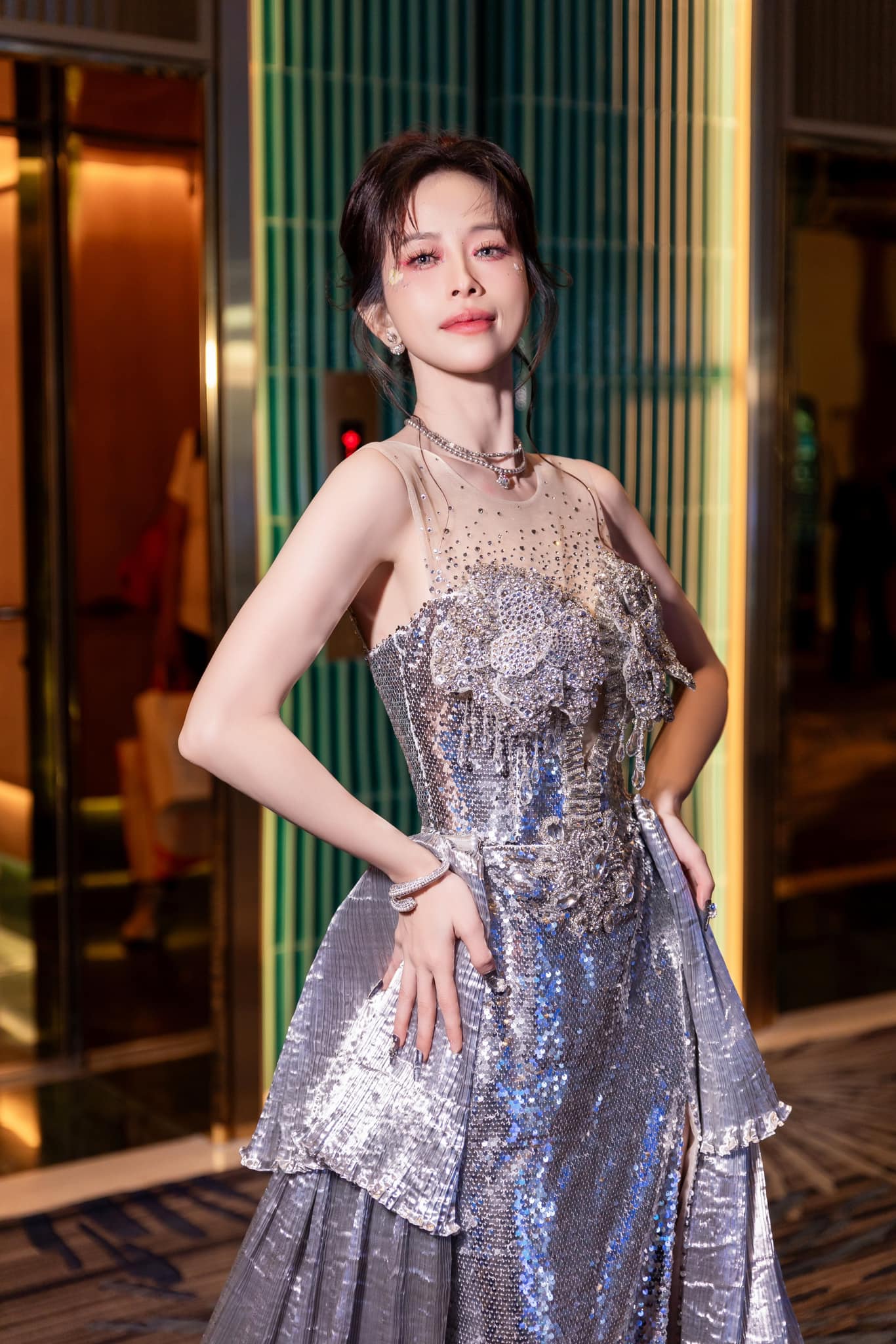 Bị n&oacute;i thẳng "chị bằng tuổi mẹ em", chị đẹp được mệnh danh "ti&ecirc;n nữ" phản ứng thế n&agrave;o?- Ảnh 1.