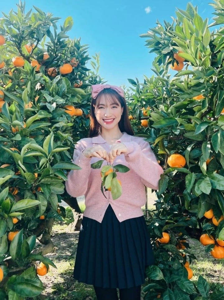 Cao 1m55 mặc g&igrave; để đẹp như H&ograve;a Minzy? - Ảnh 8.