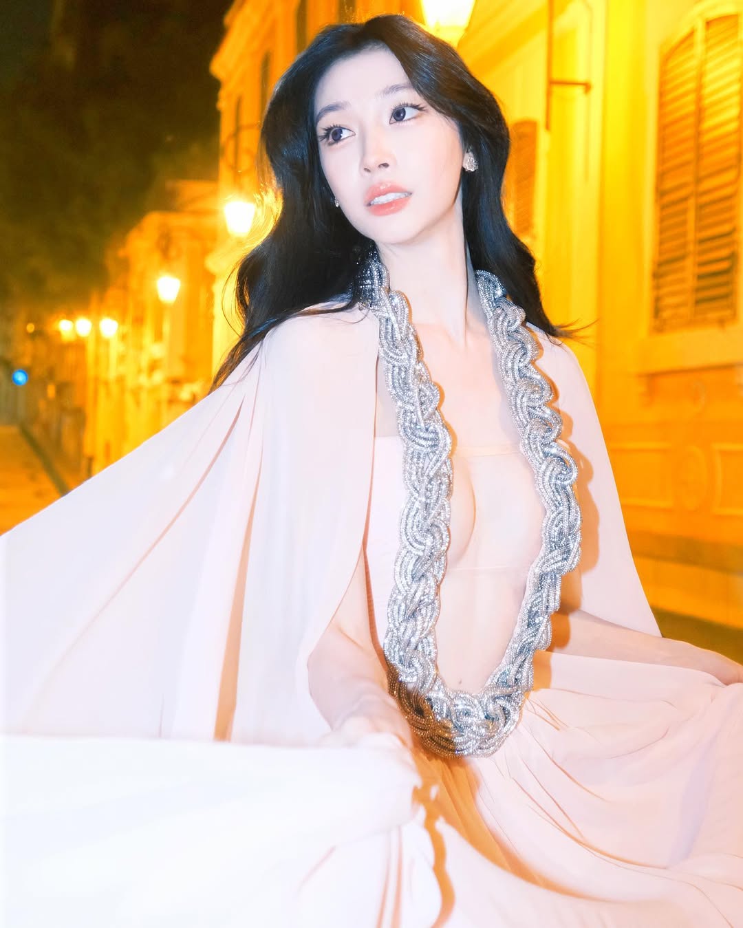 Showbiz có hot girl Showbiz có hot girl
