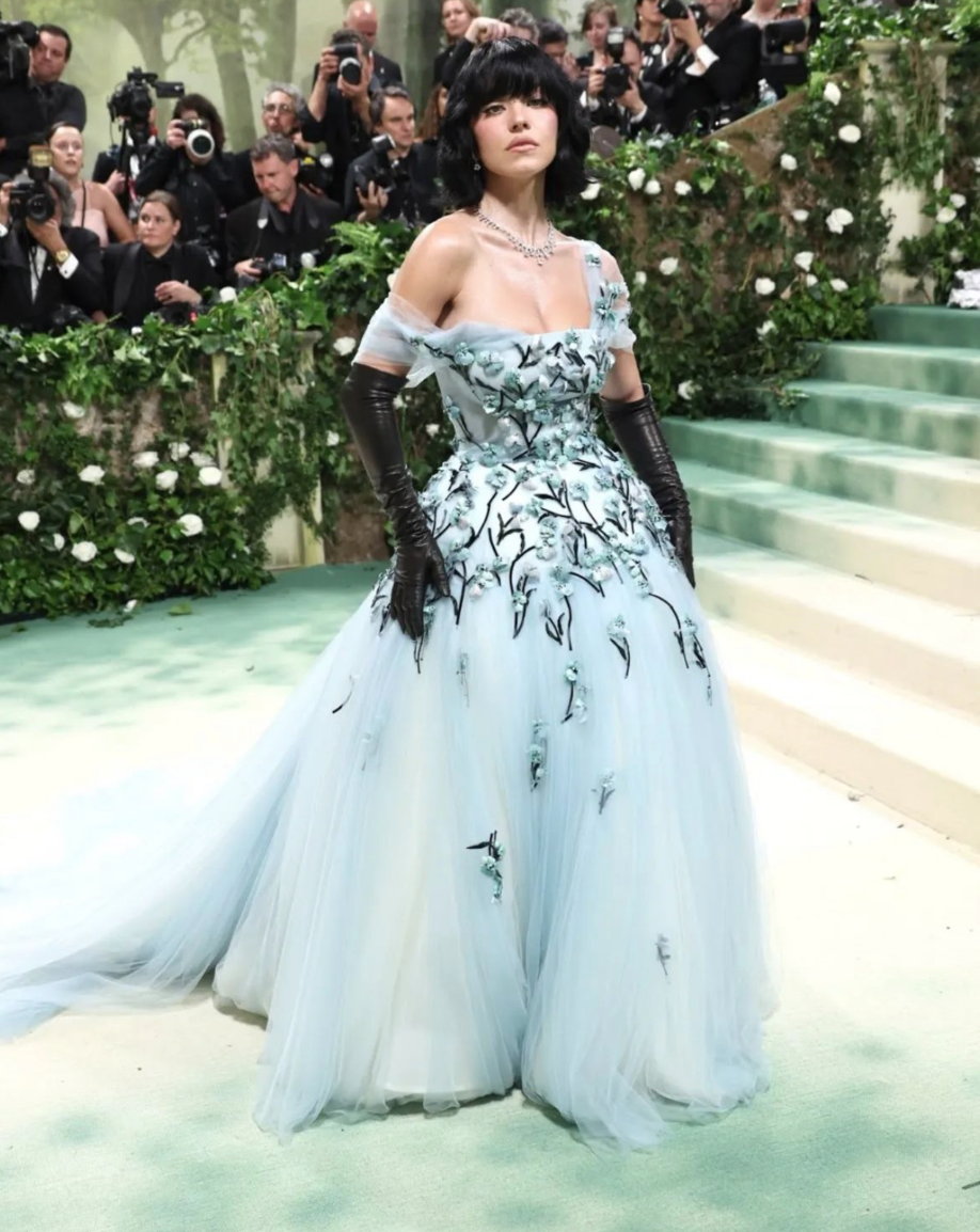 5 sự kiện thời trang ồn ào nhất năm 2024: Jennie làm vedette, Met Gala lẫn VSFS chung mẫu số nhạt- Ảnh 7.