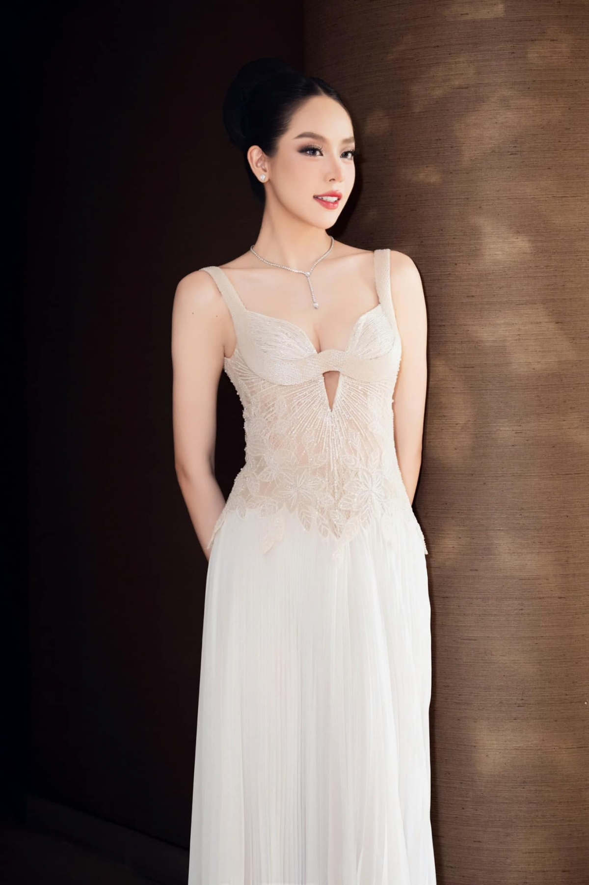 Thời trang của Thanh Thủy sau khi đăng quang Miss International 2024 - Ảnh 3. Thời trang của Thanh Thủy sau khi đăng quang Miss International 2024 - Ảnh 3.
