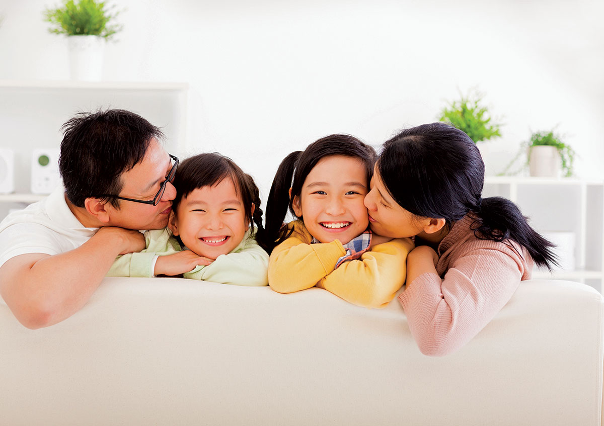 Cha mẹ v&ocirc; t&igrave;nh tạo 