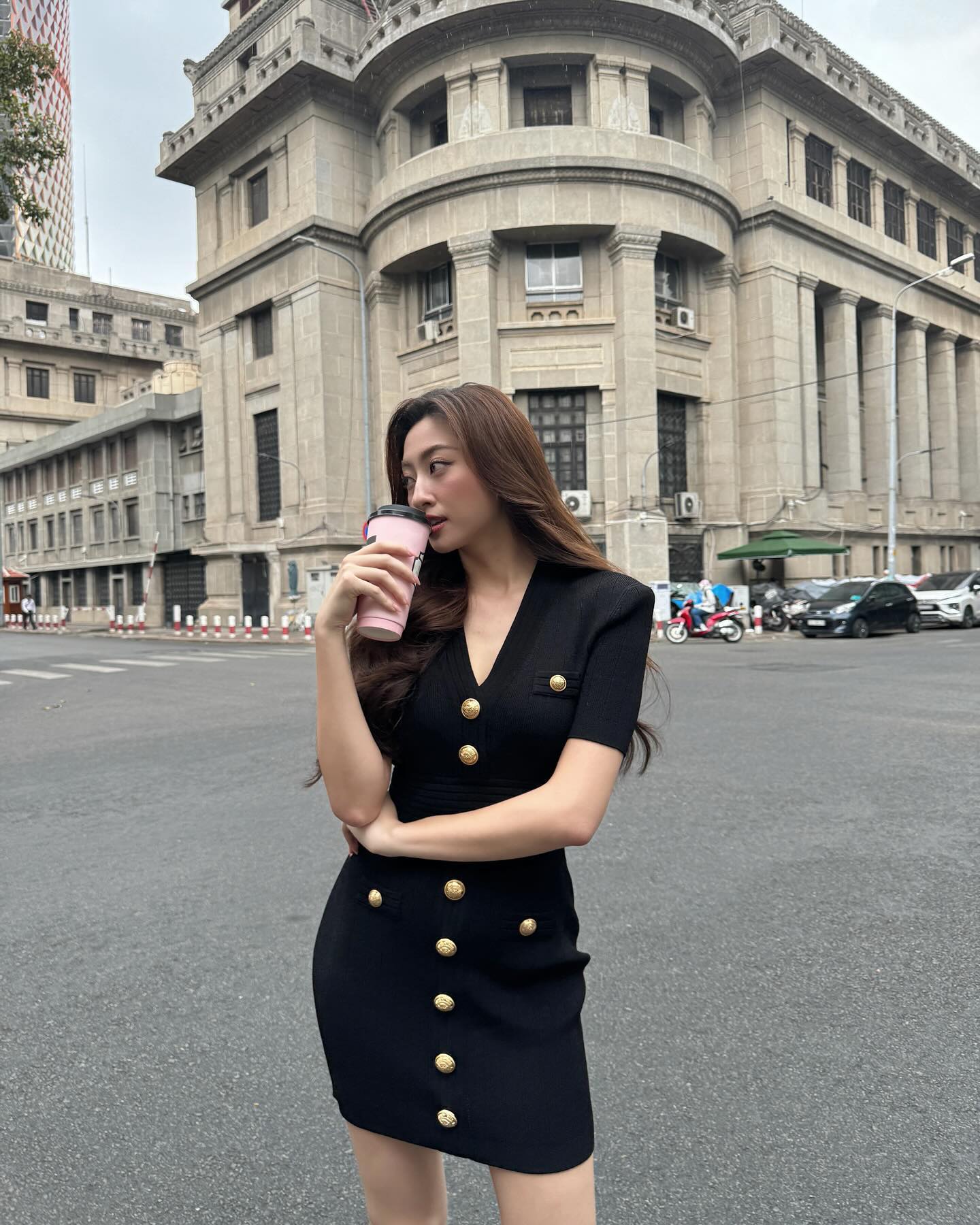 10 set đồ dự tiệc công ty đẹp long lanh từ các mỹ nhân Việt - Ảnh 6. 10 set đồ dự tiệc công ty đẹp long lanh từ các mỹ nhân Việt - Ảnh 6.