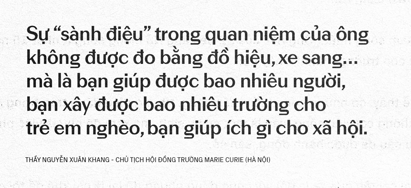 Chuyện thầy Khang ở Hà Nội: Từ hiệu trưởng Marie Curie đến “ông nội” nuôi 22 đứa trẻ Làng Nủ- Ảnh 16.