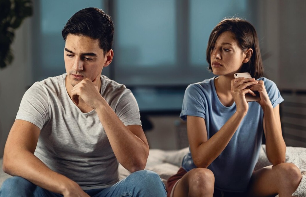 Ngồi trên chiếc xe ô tô mới mua 1,5 tỷ, tôi ao ước có ngôi nhà nhỏ đang xây của hàng xóm - Ảnh 1. Ngồi trên chiếc xe ô tô mới mua 1,5 tỷ, tôi ao ước có ngôi nhà nhỏ đang xây của hàng xóm - Ảnh 1.