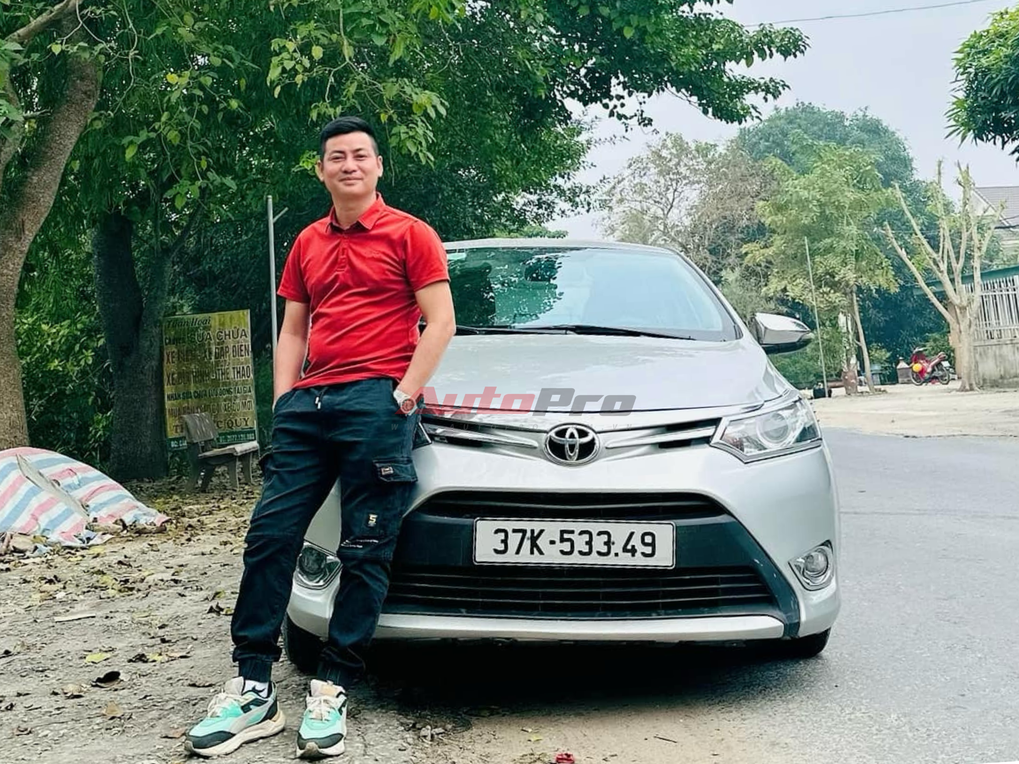 2 lần bốc biển 49-53, chủ xe chia sẻ: 'Không buồn mà còn vui vì nhiều người chú ý nên công việc kinh doanh thuận lợi hơn' - Ảnh 1. 2 lần bốc biển 49-53, chủ xe chia sẻ: 'Không buồn mà còn vui vì nhiều người chú ý nên công việc kinh doanh thuận lợi hơn' - Ảnh 1.