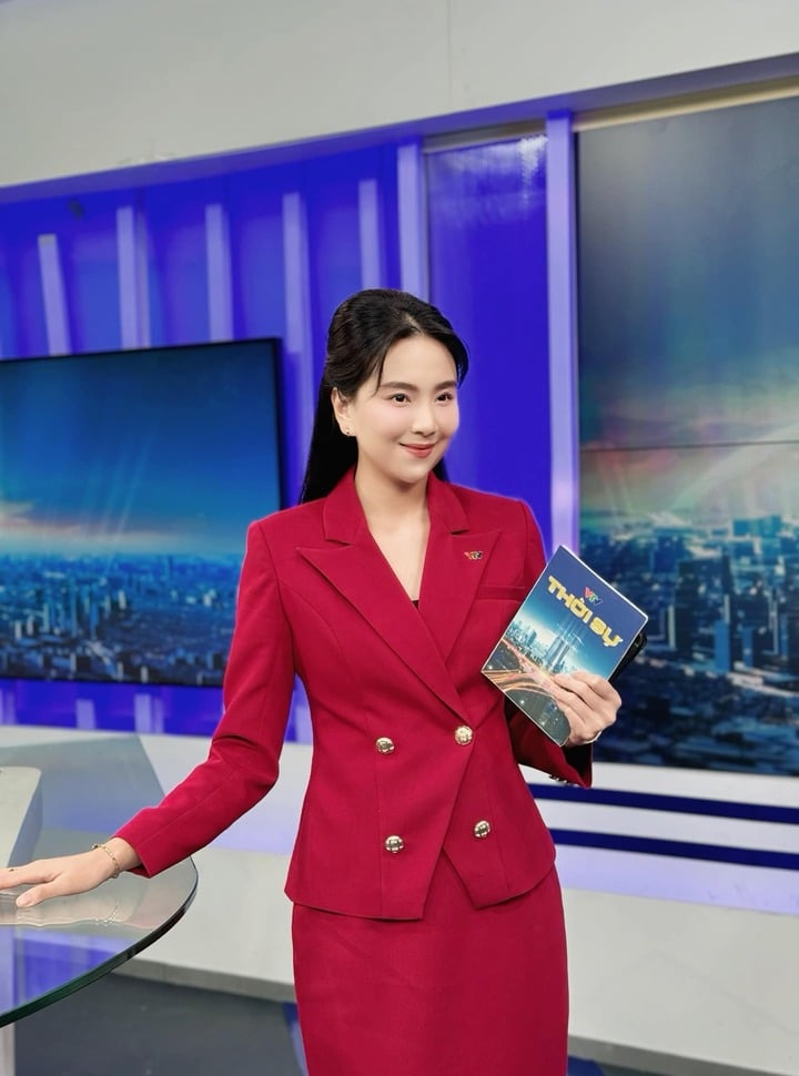 Cuộc sống của 'MC đẹp nhất VTV' sau 1 năm chia tay chồng thiếu gia - Ảnh 3.